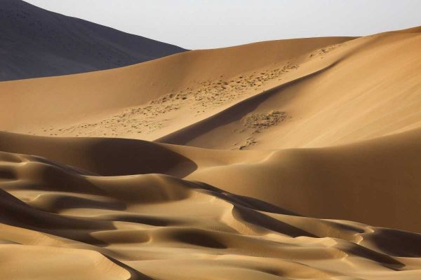 China, Badain Jaran Desert Pattern in the desert